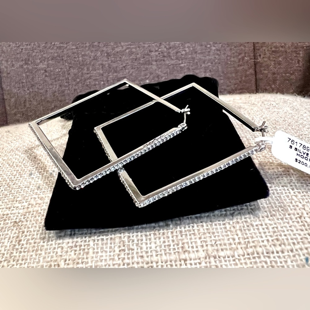 Silver/rhinestone earrings